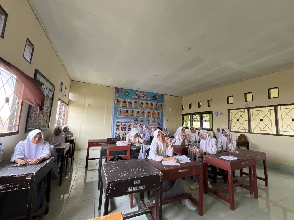 Mengidentifikasi gejala sosial yg berkaitan dengan globalisasi dan masyarakat digital 